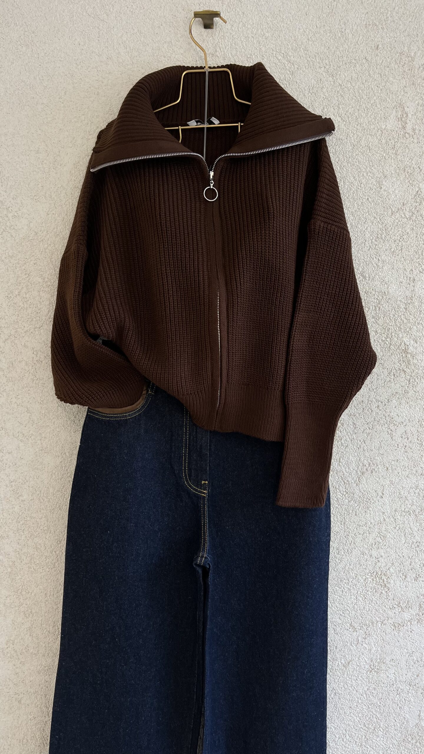 Fermuarlı Yakalı Örgü Hırka